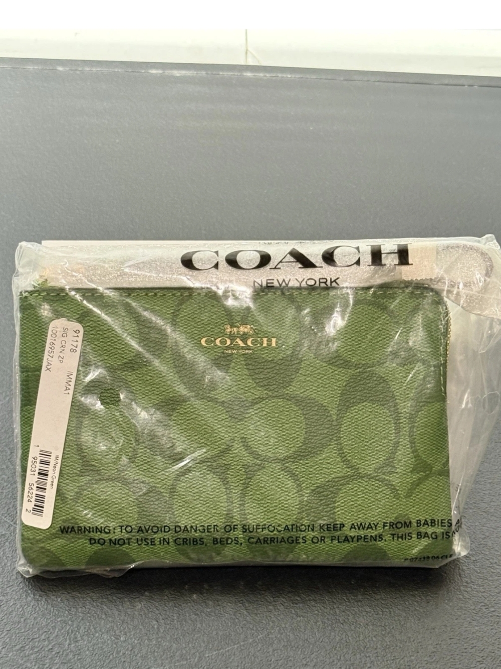 ☆Authentic☆Coach* Rare/Limited Edition  Neon Green Corner Zip Wristlet